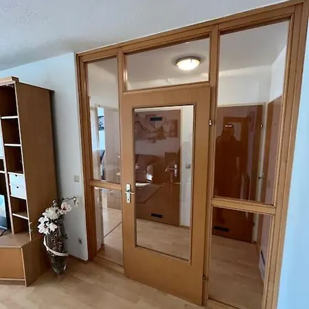 Apartment In Einer Ruhigen Umgebung In