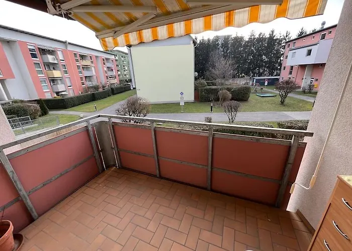 In Einer Ruhigen Umgebung In Apartment