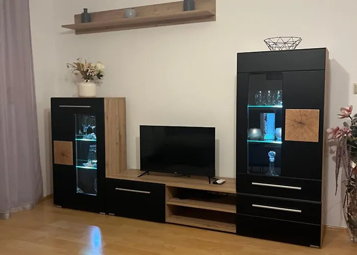 In Einer Ruhigen Umgebung In Apartment