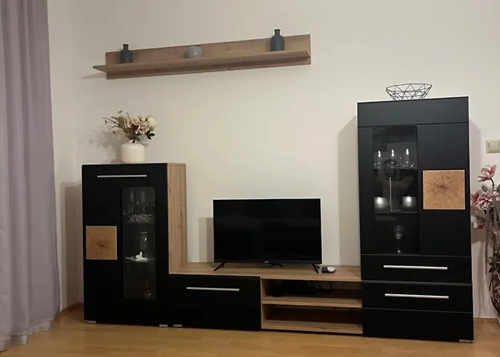 Apartment In Einer Ruhigen Umgebung In